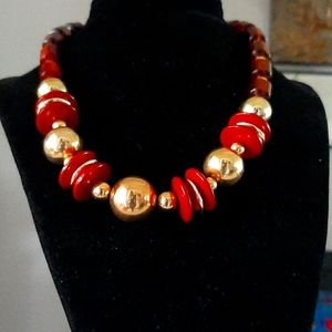 Tri-coloured necklace and earrings🧣